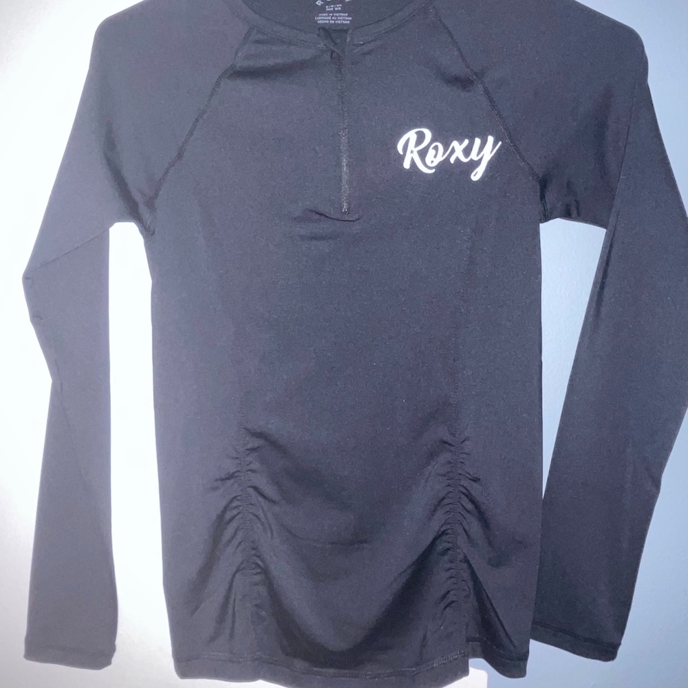 Roxy long sleeve